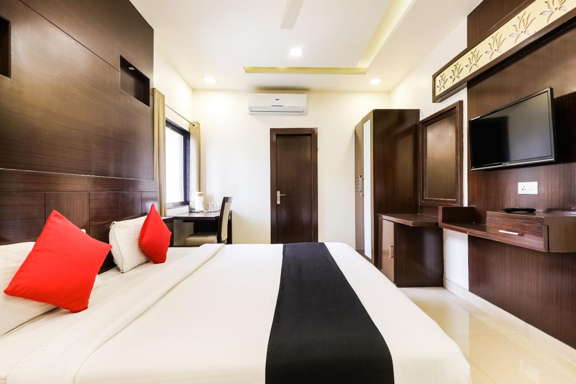 Super Townhouse Lalghati Near Airport Bhopal Esterno foto