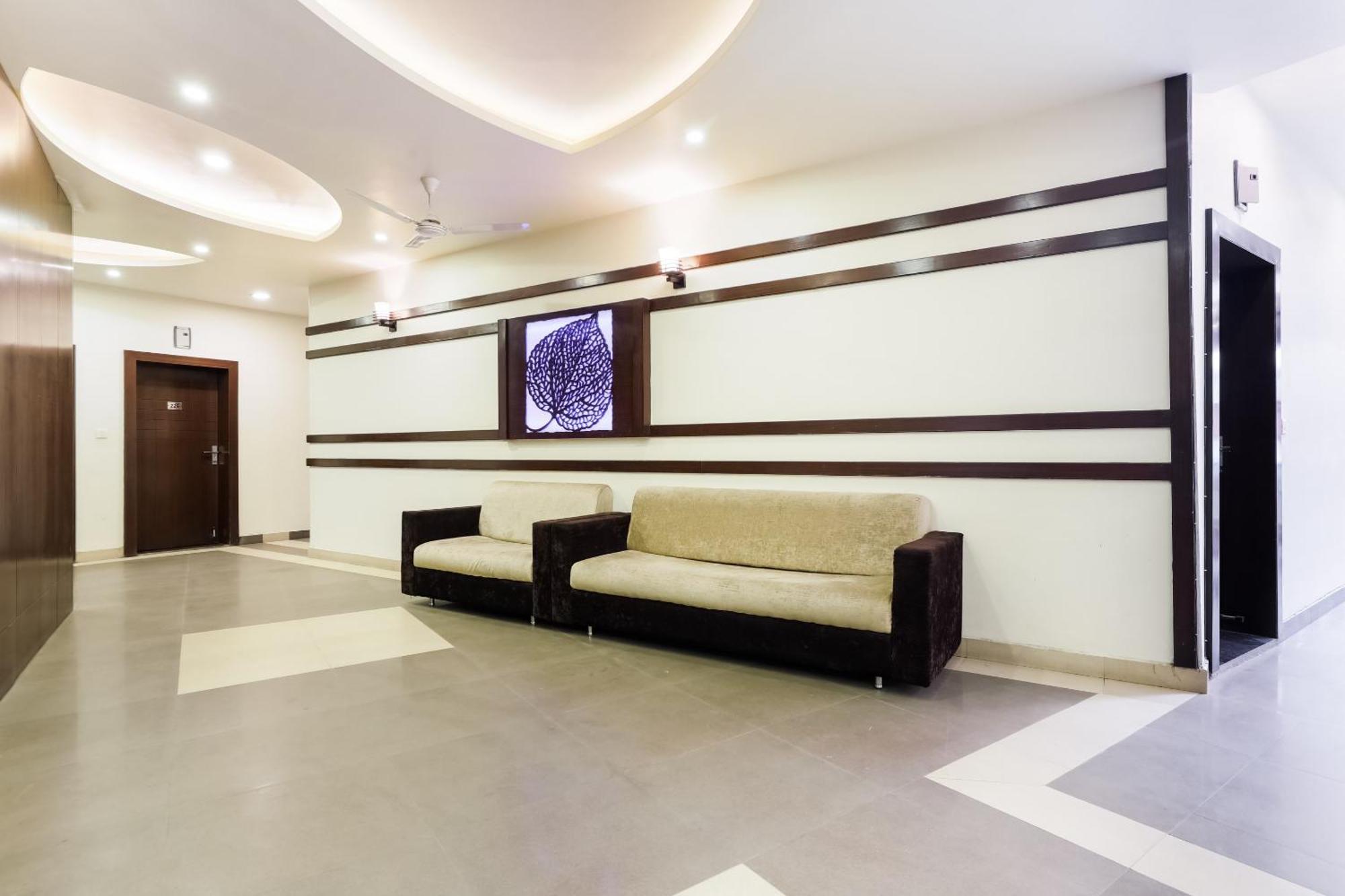 Super Townhouse Lalghati Near Airport Bhopal Esterno foto