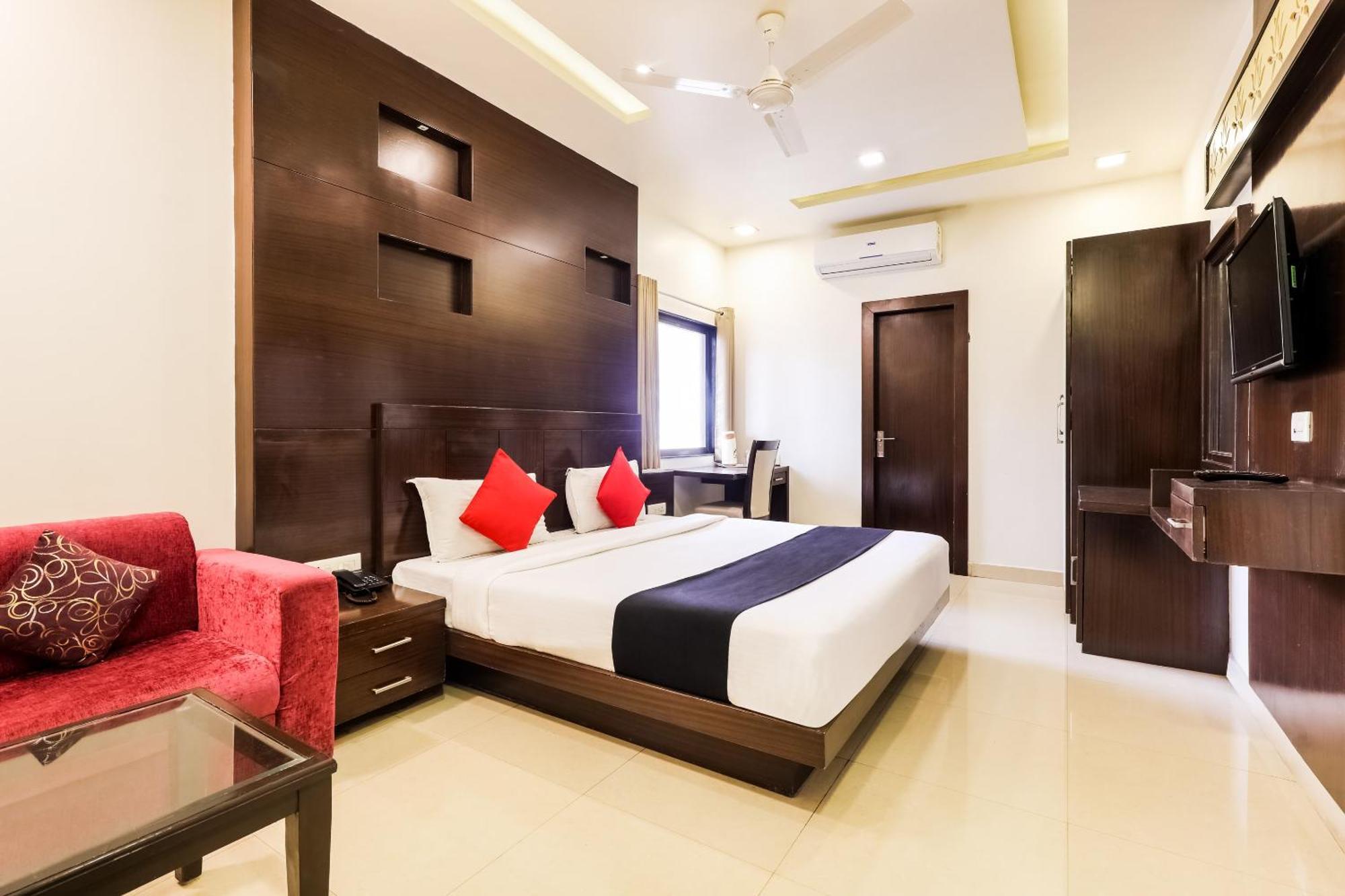 Super Townhouse Lalghati Near Airport Bhopal Esterno foto