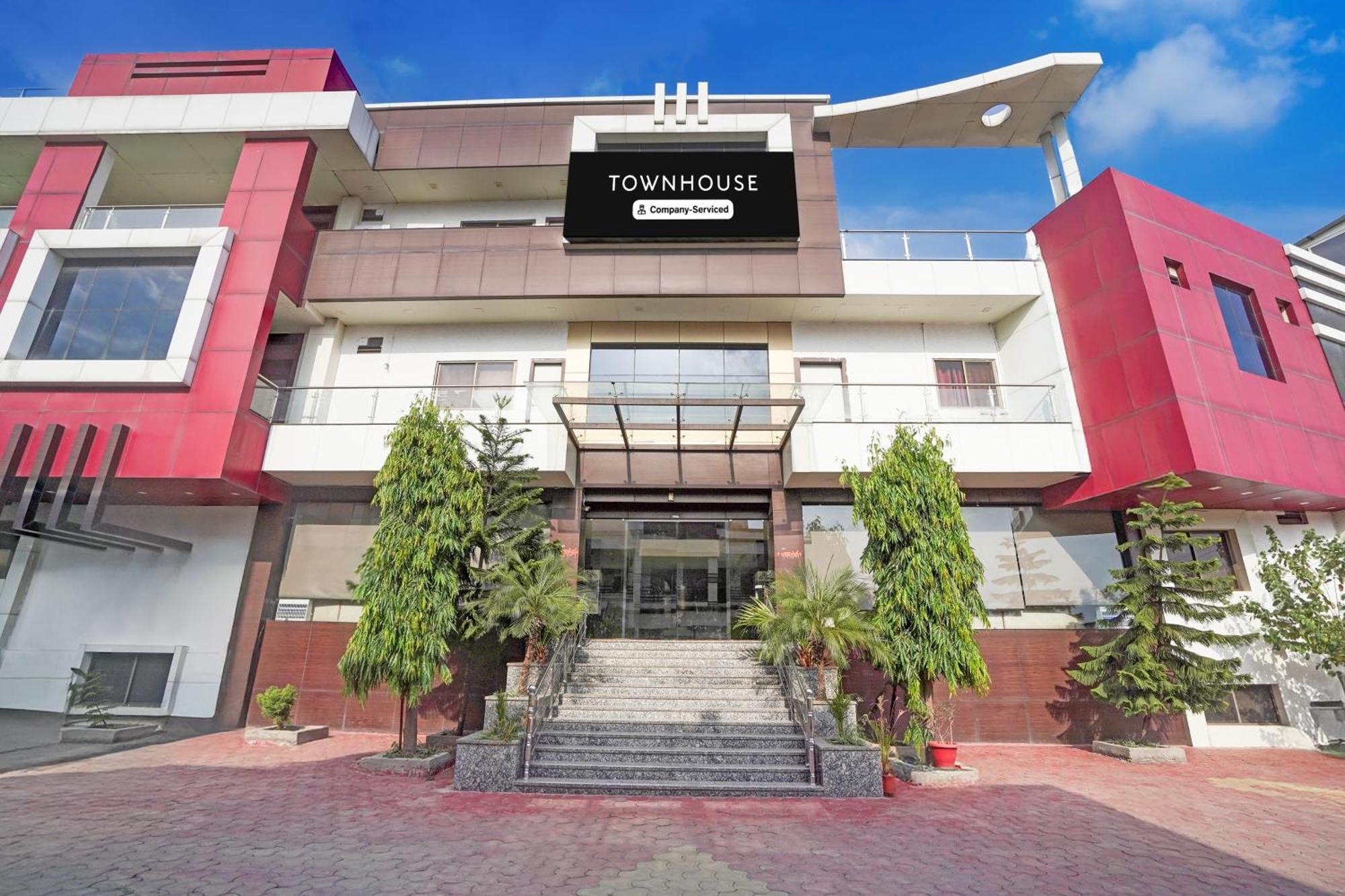 Super Townhouse Lalghati Near Airport Bhopal Esterno foto