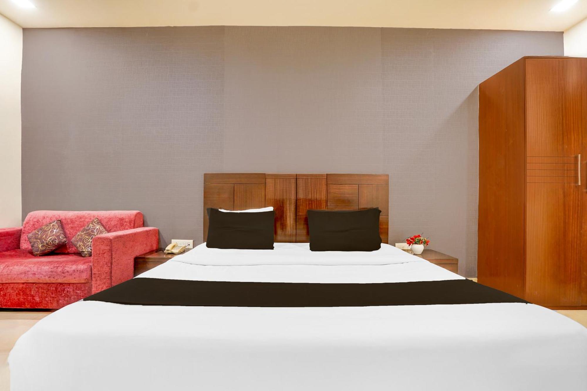 Super Townhouse Lalghati Near Airport Bhopal Esterno foto