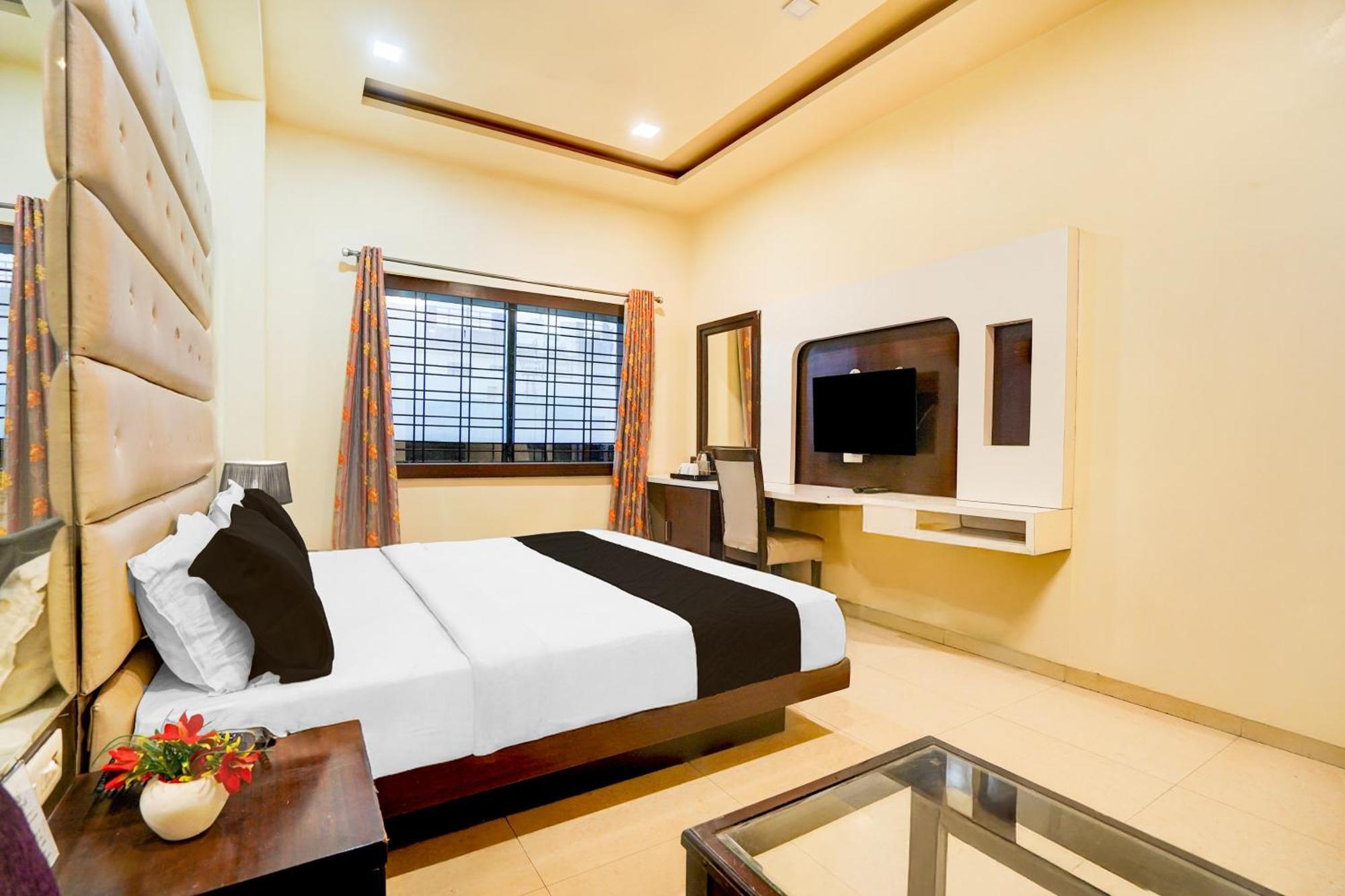 Super Townhouse Lalghati Near Airport Bhopal Esterno foto