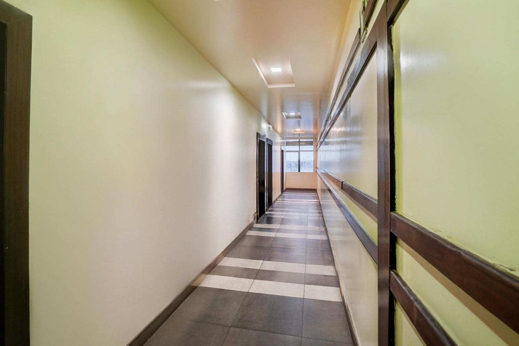 Super Townhouse Lalghati Near Airport Bhopal Esterno foto