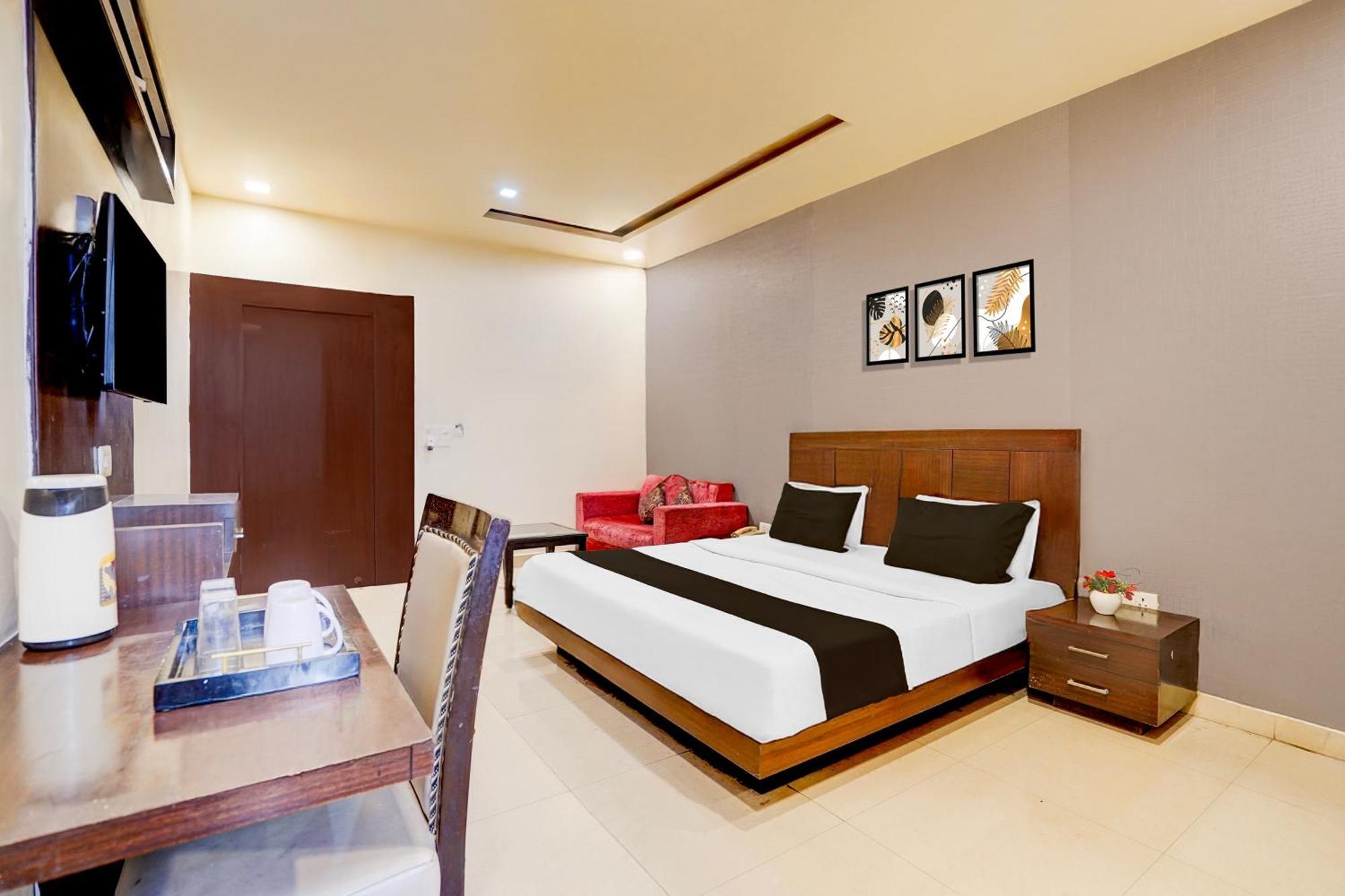 Super Townhouse Lalghati Near Airport Bhopal Esterno foto