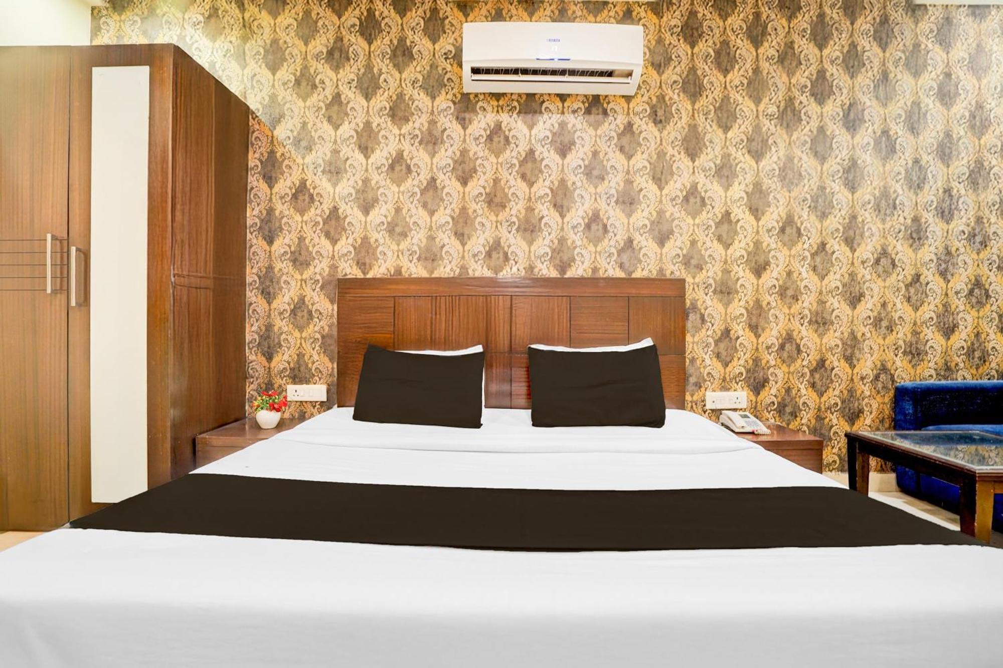 Super Townhouse Lalghati Near Airport Bhopal Esterno foto